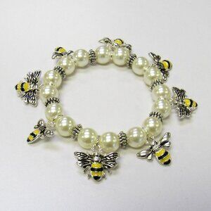Stretch Pearl Beaded Bracelet Bumble Bee Charm Bracelet NEW